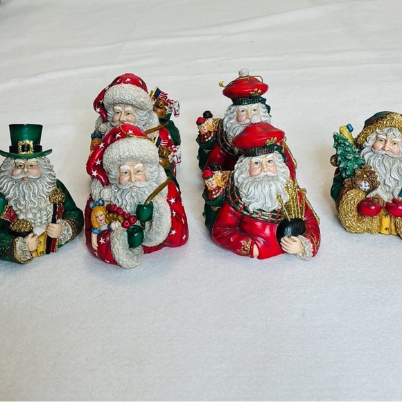Vintage Santa Claus Heads - Picture 1 of 6